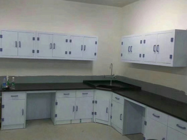 如何判斷更衣柜是否環(huán)保？