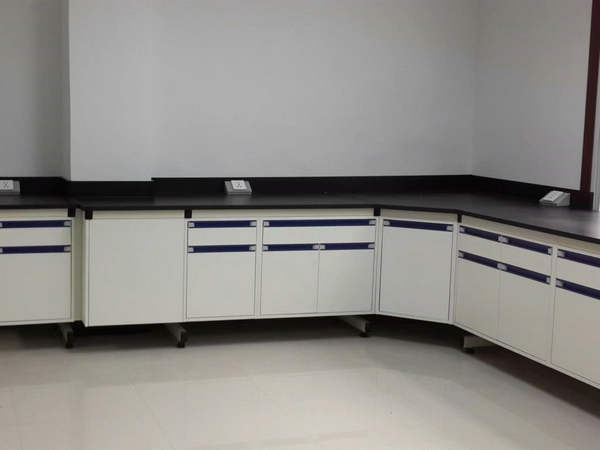 鄭州木質實驗臺一般是用哪種木質材料做的？