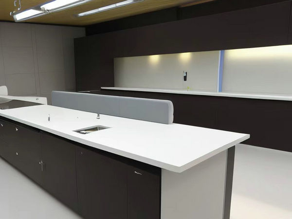 河南生物實驗室的實驗臺如何進行日常維護和保養(yǎng)?