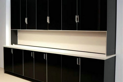 河南全木實驗臺的臺面材質有哪些？